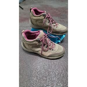 Vionic 3105 Cypress 9168 Hiking Ankle Boots Women's Size 9.5 tan purple outdoor